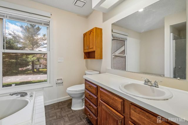 118 Magee Court, East Brunswick, NJ 08816