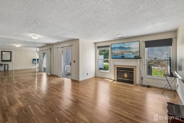 118 Magee Court, East Brunswick, NJ 08816