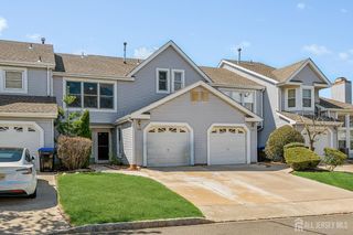 118 Magee Court, East Brunswick, NJ 08816