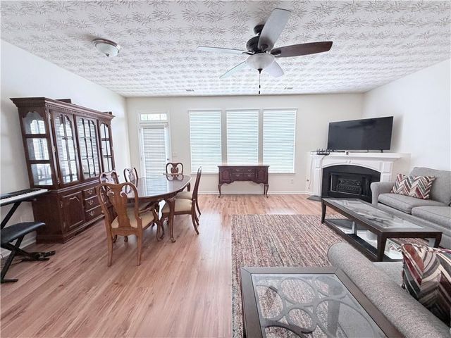 1525 Paramount View Trace, Buford, GA 30518