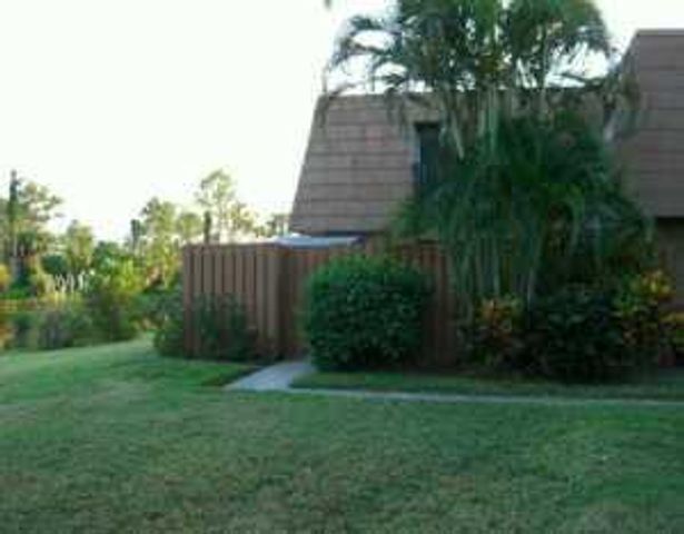 6138 SE Riverboat Drive, Stuart, FL 34997