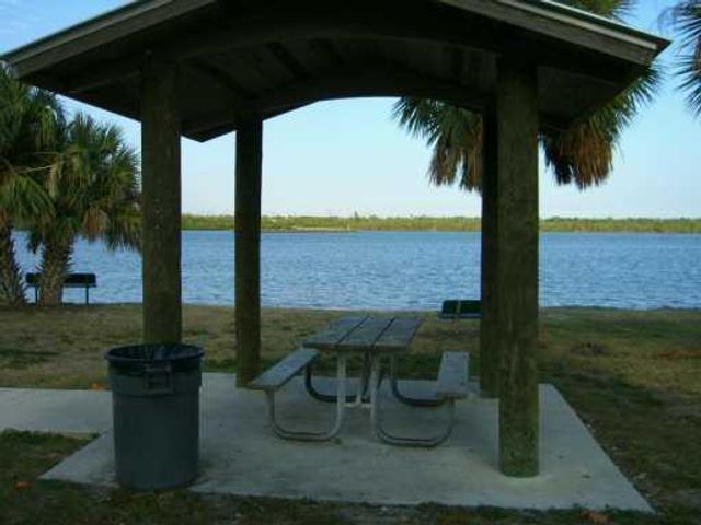 6138 SE Riverboat Drive, Stuart, FL 34997