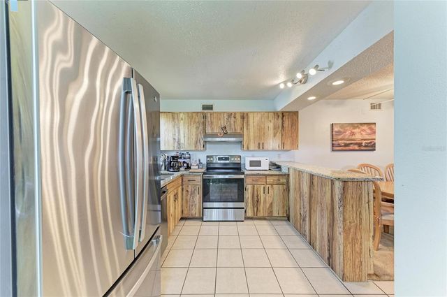 5400 34TH STREET W A10, Bradenton, FL 34210