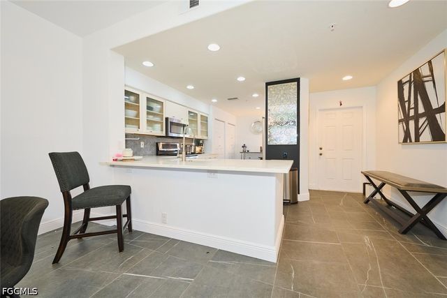9110 Southmont CV 109, Fort Myers, FL 33908