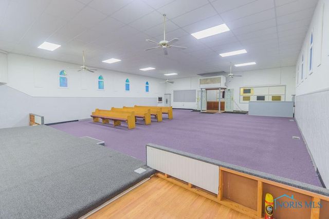 1701 Stahlwood Avenue, Toledo, OH 43613