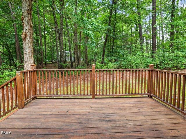 10 Sourwood Lane, Pittsboro, NC 27312