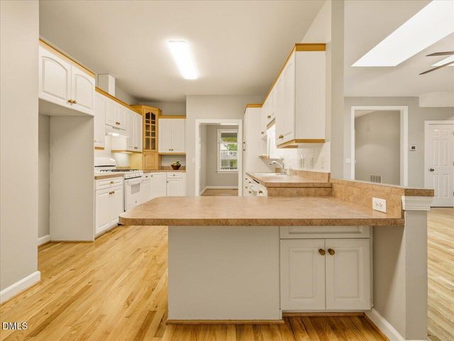 10 Sourwood Lane, Pittsboro, NC 27312