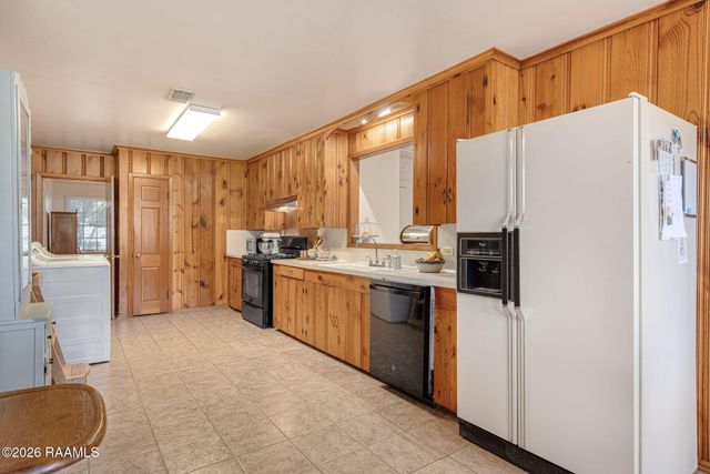 1918 Edwards Street, Opelousas, LA 70570