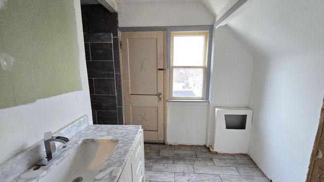 3504 19th Avenue S, Minneapolis, MN 55407