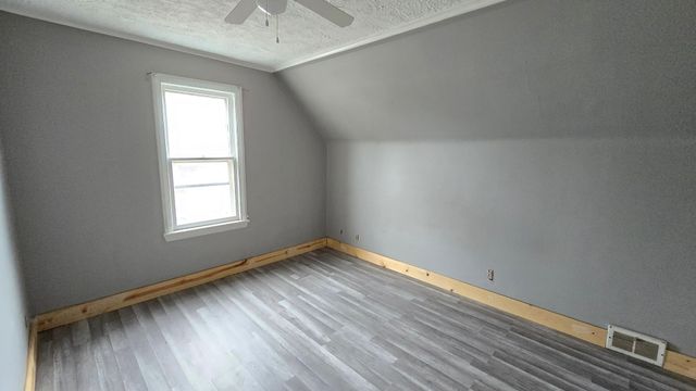 3504 19th Avenue S, Minneapolis, MN 55407