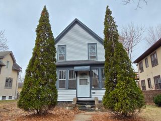 3504 19th Avenue S, Minneapolis, MN 55407