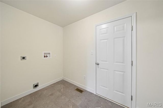 424 Rock Ridge Road, Wentzville, MO 63385