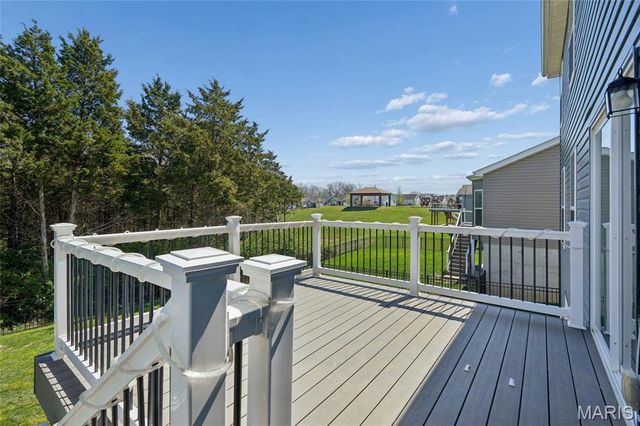 424 Rock Ridge Road, Wentzville, MO 63385