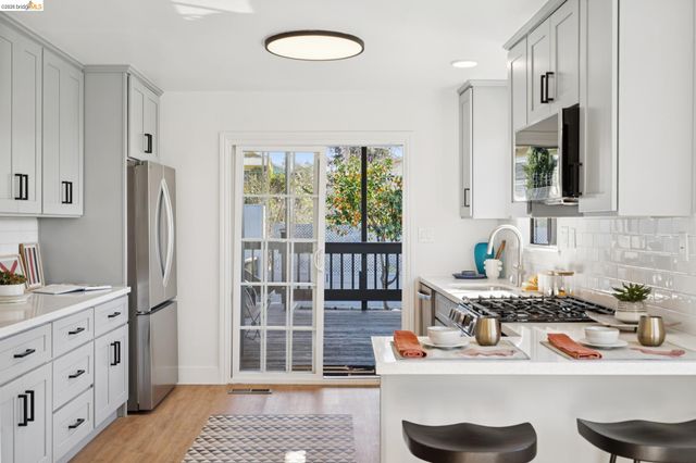 4066 Patterson Ave, Oakland, CA 94619