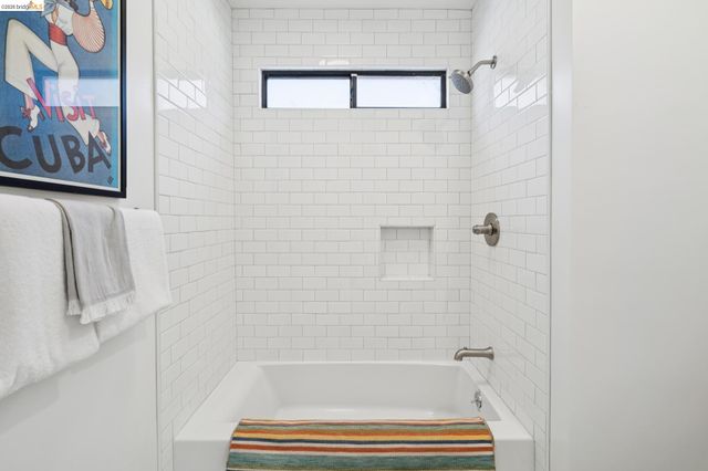 4066 Patterson Ave, Oakland, CA 94619