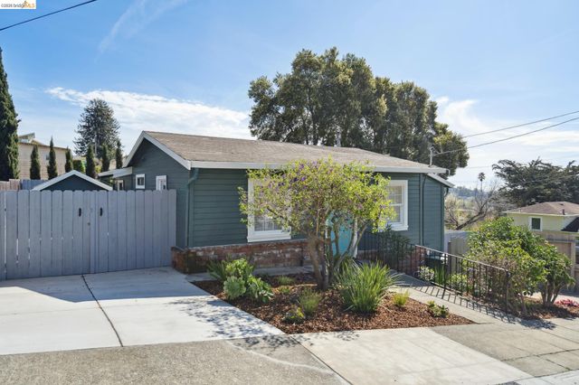 4066 Patterson Ave, Oakland, CA 94619