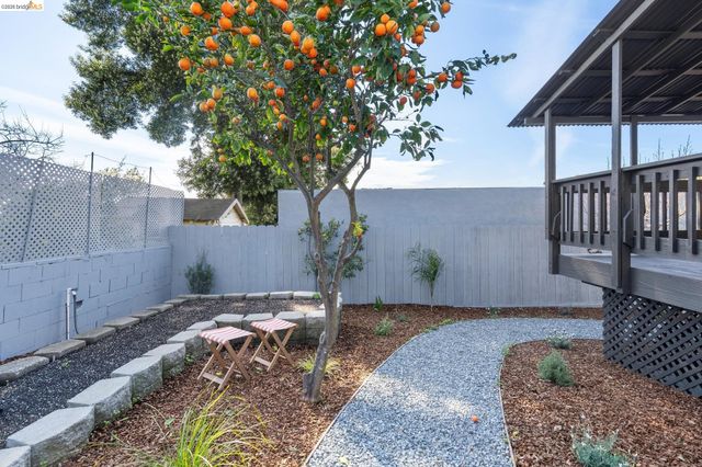 4066 Patterson Ave, Oakland, CA 94619