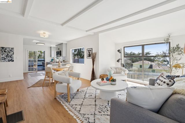 4066 Patterson Ave, Oakland, CA 94619