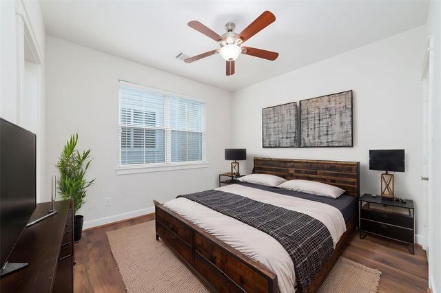 902 W 20th Street A, Houston, TX 77008