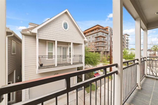 902 W 20th Street A, Houston, TX 77008