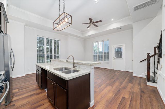 902 W 20th Street A, Houston, TX 77008