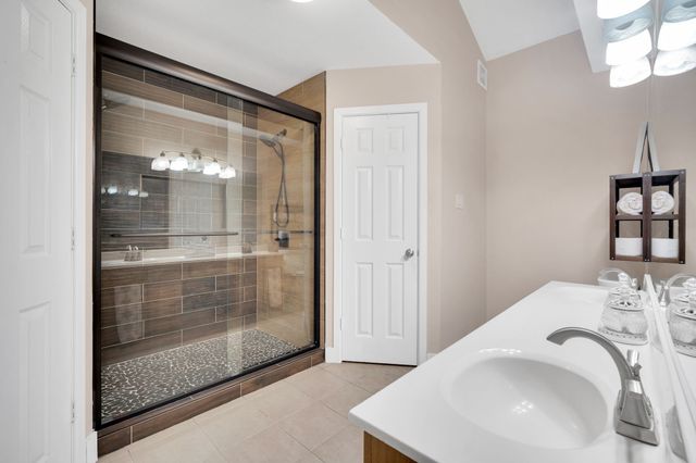 5107 Ridge Pointe Drive, Arlington, TX 76017