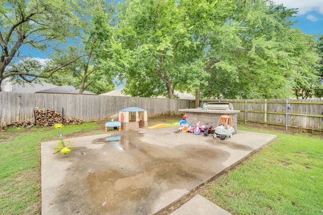 5107 Ridge Pointe Drive, Arlington, TX 76017
