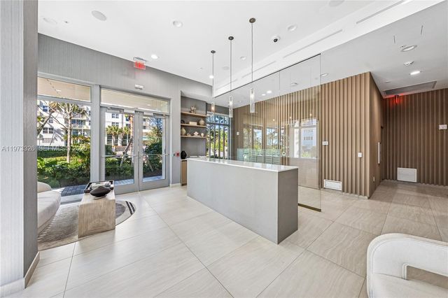 10281 W Bay Harbor Dr PH1, Bay Harbor Islands, FL 33154