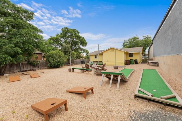 102 E Liberty Ave, Round Rock, TX 78664