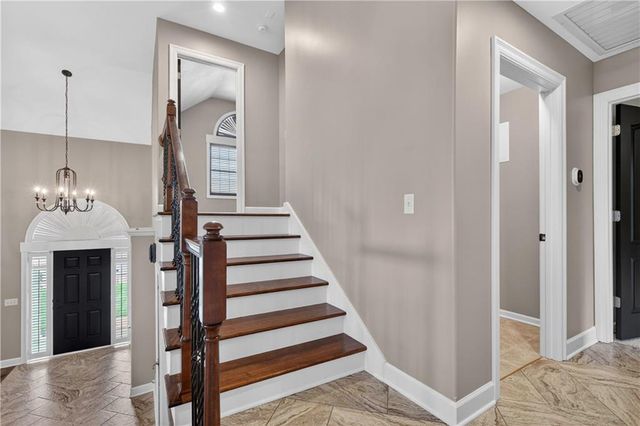 1300 Aberdeen Circle, Raymore, MO 64083