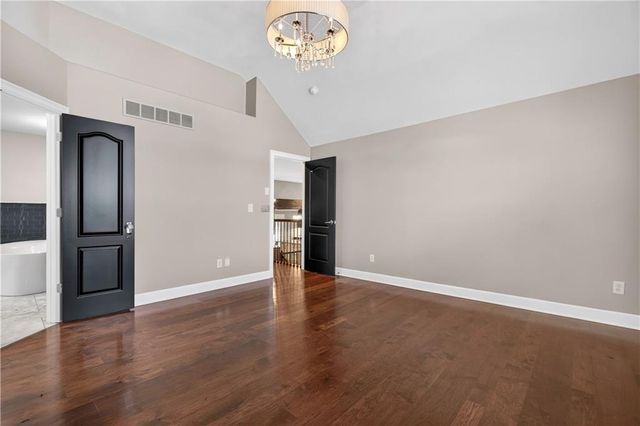 1300 Aberdeen Circle, Raymore, MO 64083
