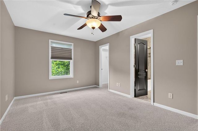 1300 Aberdeen Circle, Raymore, MO 64083