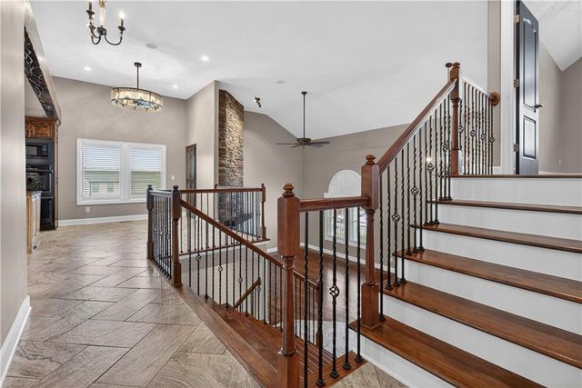 1300 Aberdeen Circle, Raymore, MO 64083