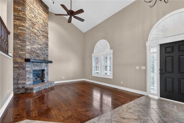 1300 Aberdeen Circle, Raymore, MO 64083