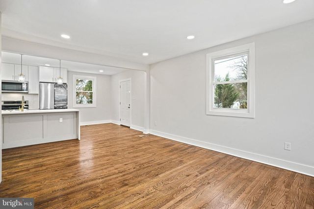 4201 TORQUE ST, Capitol Heights, MD 20743