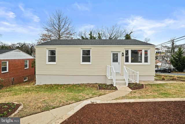 4201 TORQUE ST, Capitol Heights, MD 20743