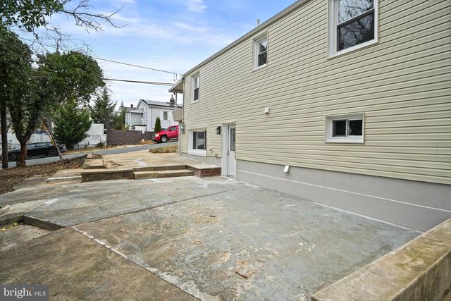 4201 TORQUE ST, Capitol Heights, MD 20743