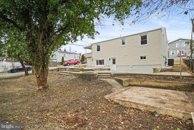 4201 TORQUE ST, Capitol Heights, MD 20743