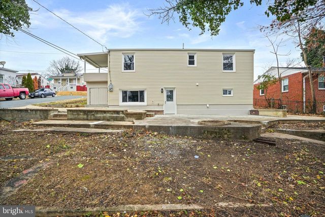 4201 TORQUE ST, Capitol Heights, MD 20743