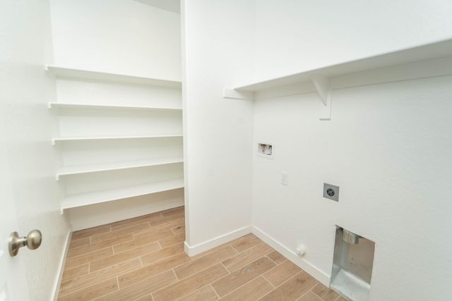 3235 E Howard Avenue, Visalia, CA 93292