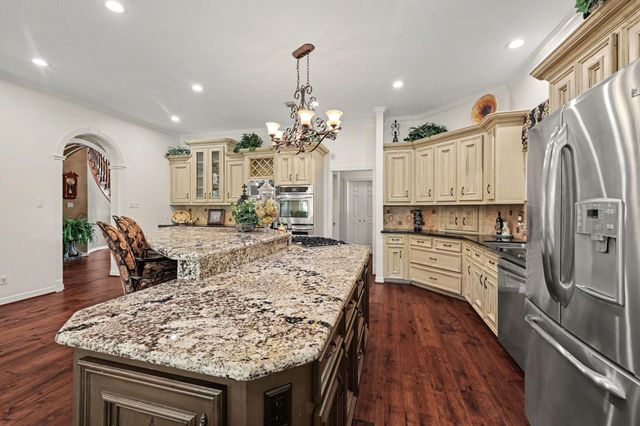 13706 Wayfare Court, Cypress, TX 77429