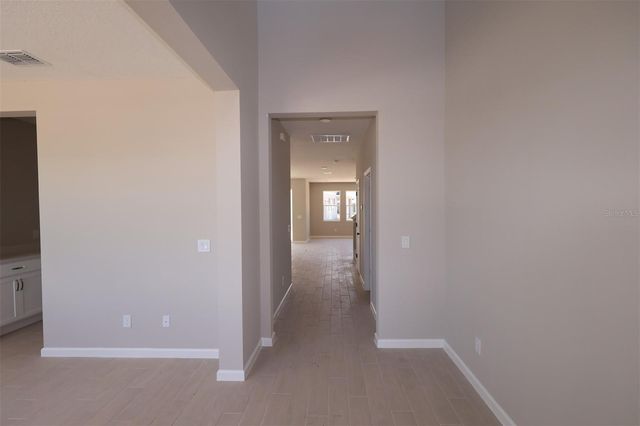 6693 YELLOW WARBLER BEND, St Cloud, FL 34773