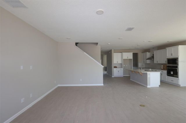 6693 YELLOW WARBLER BEND, St Cloud, FL 34773