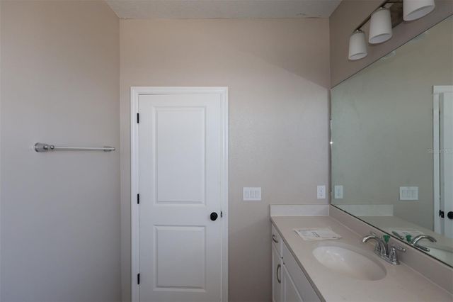 6693 YELLOW WARBLER BEND, St Cloud, FL 34773