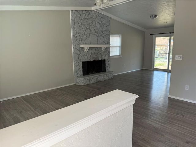 1137 NW 104th Street, Oklahoma City, OK 73114