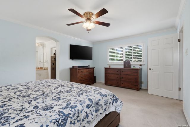 2207 OAK BND, San Antonio, TX 78259