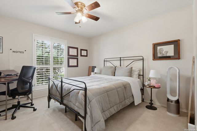 2207 OAK BND, San Antonio, TX 78259