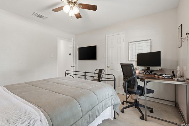 2207 OAK BND, San Antonio, TX 78259