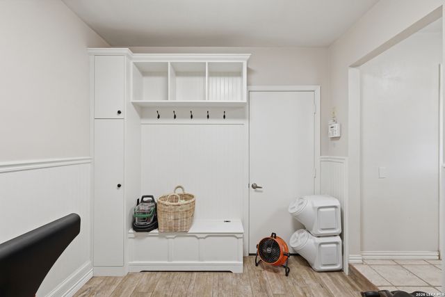 2207 OAK BND, San Antonio, TX 78259