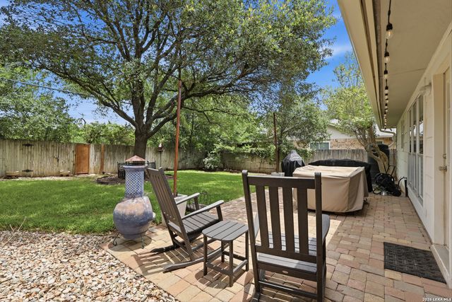 2207 OAK BND, San Antonio, TX 78259